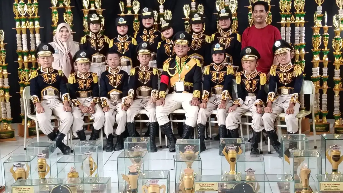 Tim Paskibra SDN Palumbonsari IV