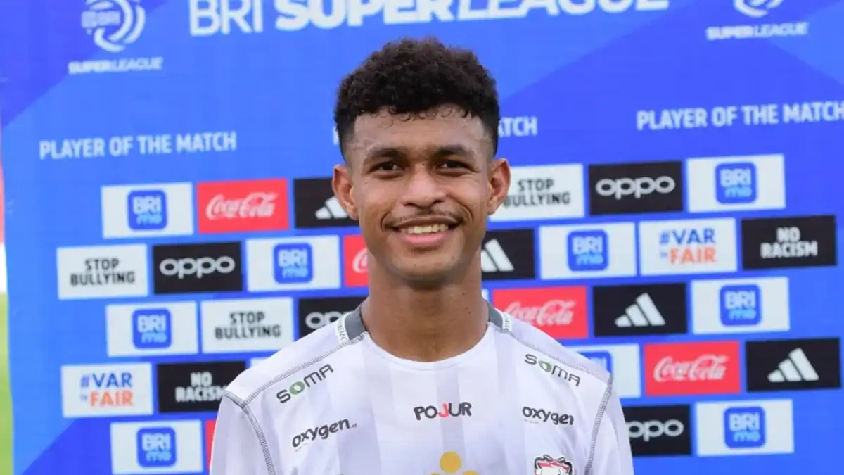 Fransiskus Alesandro