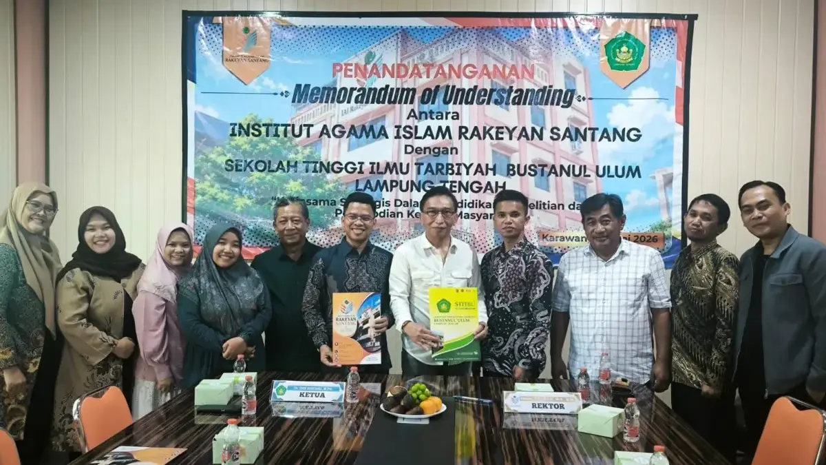 Rektor IRAKS dan Ketua STIT Bustanul Ulum Lampung Tengah