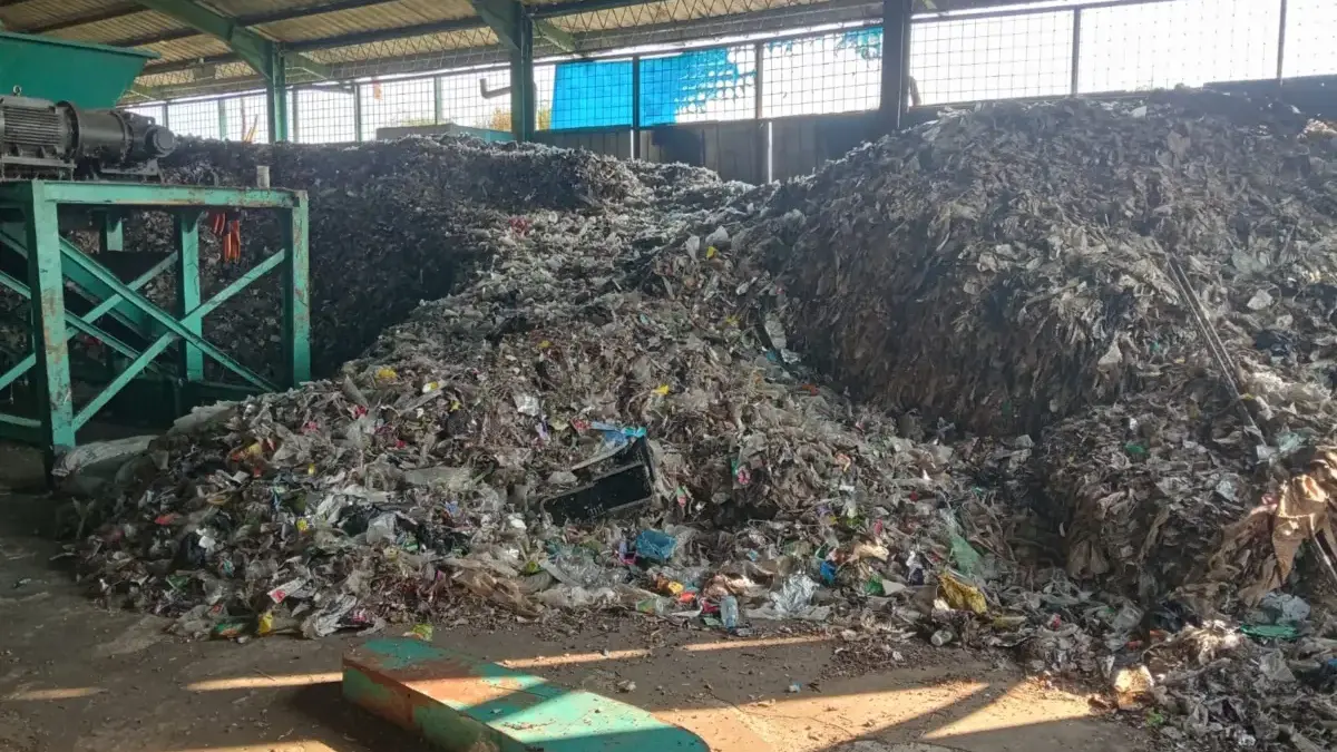 Kurangi 60 Ton Sampah per Hari, DLH Karawang Pasok RDF ke Indocement Rdf dlh karawang