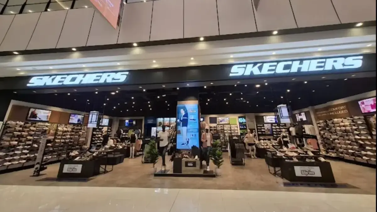 Skechers AEON Deltamas, Sepatu Nyaman, Stylish & Berkualitas yang Bikin Nggak Mau Berhenti Belanja!