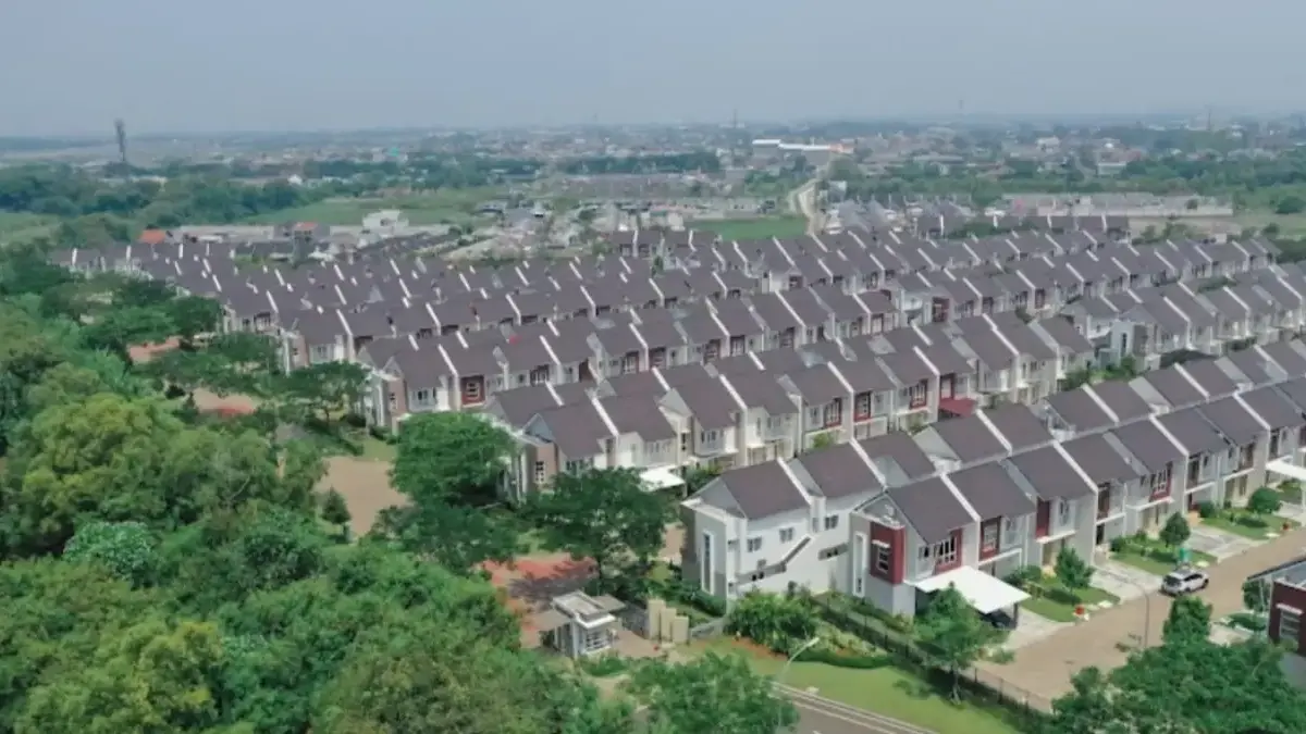 Ironi Zaman Modern: Ketika Rumah Menjadi Mimpi yang Semakin Sulit Digapai Generasi Muda summarecon emerald karawang