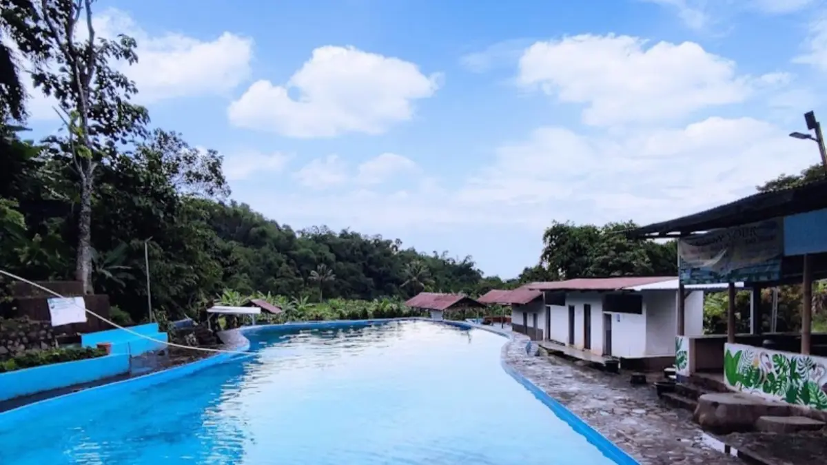 Pemandian Mata Air Batu Asupan Bogor
