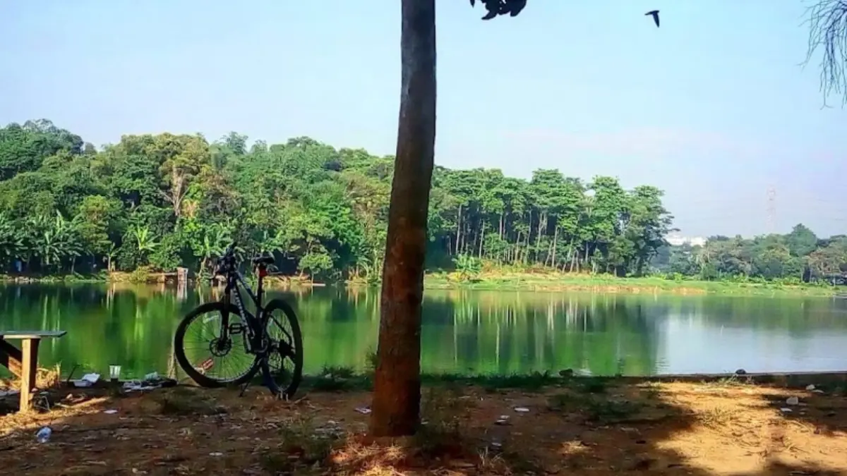 Buruh Cikarang Bosen Liburan ke Mall? Ini Dia Tempat Sejuk dan Adem di Pusat Kota dan Masuknya Gratis! Situ Rawa Binong