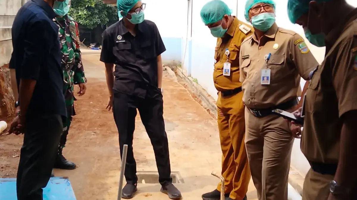 Camat dan Sekcam Cikarang Selatan Kompak Sidak Dapur MBG