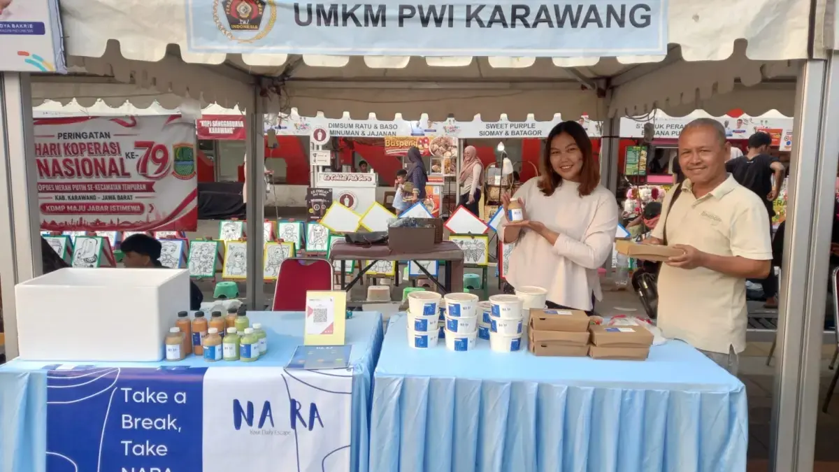 PWI Karawang Meriahkan Stand UMKM pada Gebyar Harkopnas ke-79 Tingkat Kabupaten Karawang Persatuan Wartawan Indonesia (PWI) Kabupaten Karawang turut memeriahkan Harkopnas