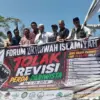 aksi damai di Kompleks Perkantoran Pemkab Bekasi