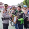 Penghargaan Tiga Driver Gojek dan Personel Berprestasi.