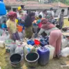 Bergantung kepada bantuan air bersih
