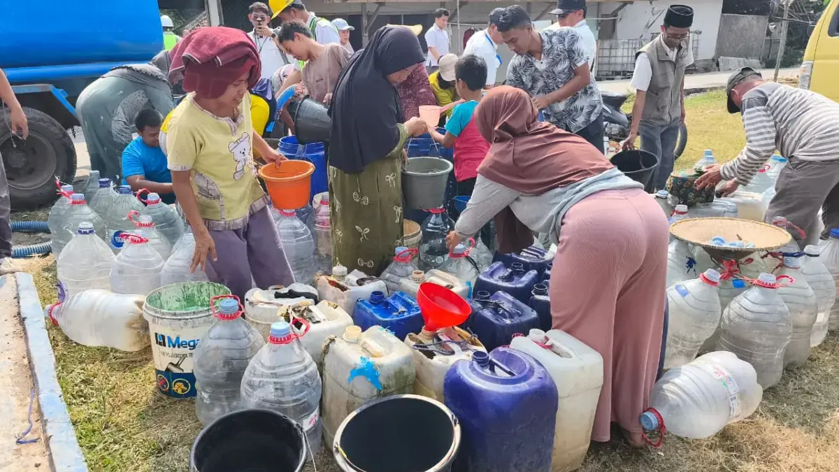 Bergantung kepada bantuan air bersih