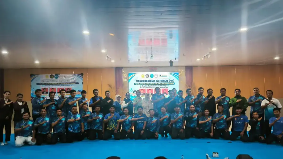 pelatihan teknik dasar renang gaya bebas