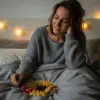 Makan Buah Malam Hari Bikin Gemuk? Ini yang Sebenarnya Terjadi pada Tubuh