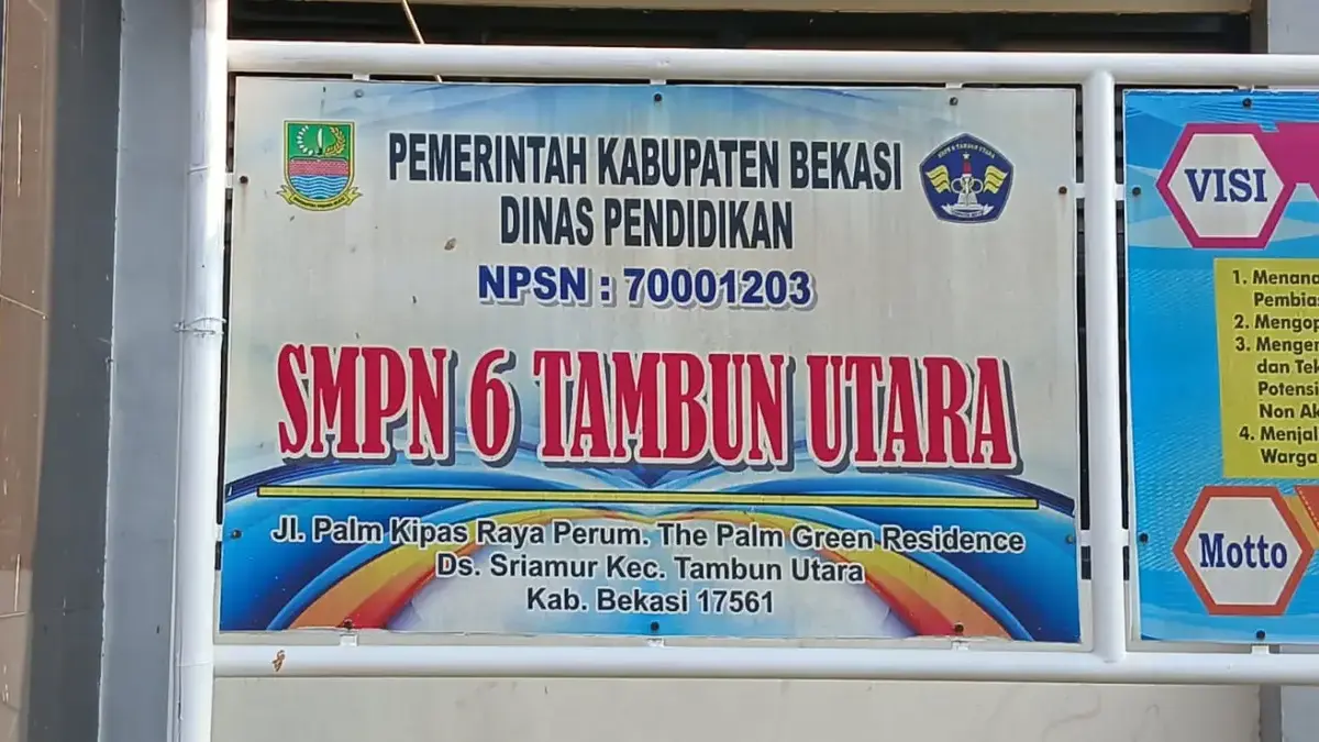 Heboh Hari Pertama Sekolah! Puluhan Orang Tua Geruduk SMPN 6 Tambun Utara, Ternyata Ini Penyababnya Hari pertama masuk sekolah tahun ajaran 2026/2027 di Kabupaten Bekasi diwarnai aksi protes sejumlah orang tua