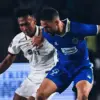 Persib Bandung akan bertemu DPMM Fc untuk mengincar tiket semifinal.