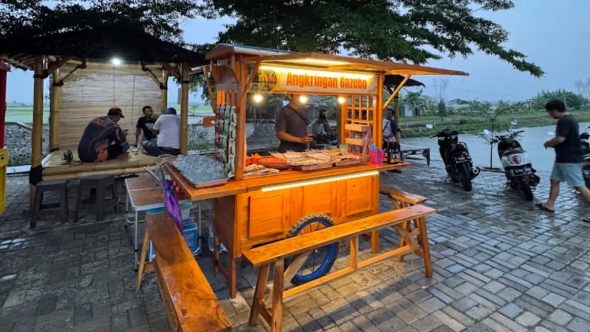 Angkringan Gazebo Cipayung