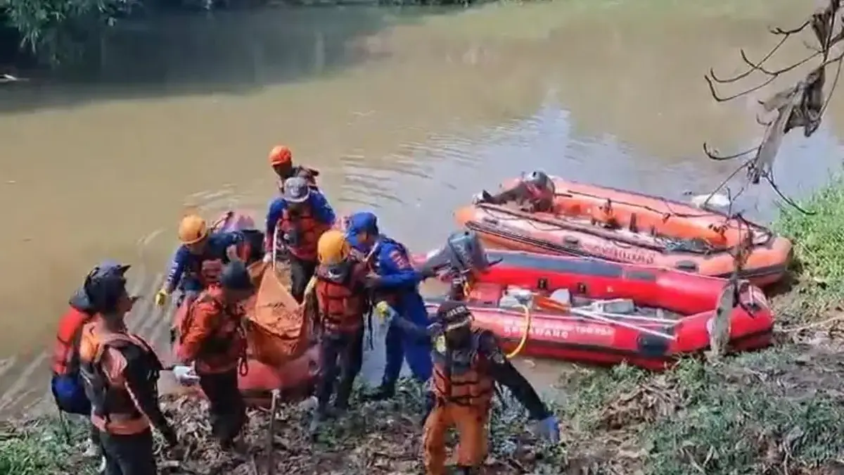 Dua Hari Dicari, Jasad Pemuda Cilamaya DItemukan di Bawah Sungai pemuda Cilamaya.