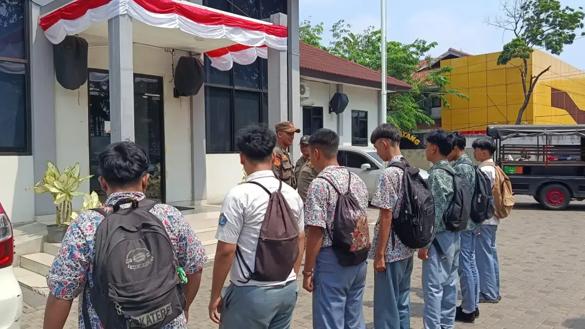 Tujuh Pelajar diamankan satpol PP Karawang