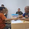 Sampah di Interchange Karawang Barat