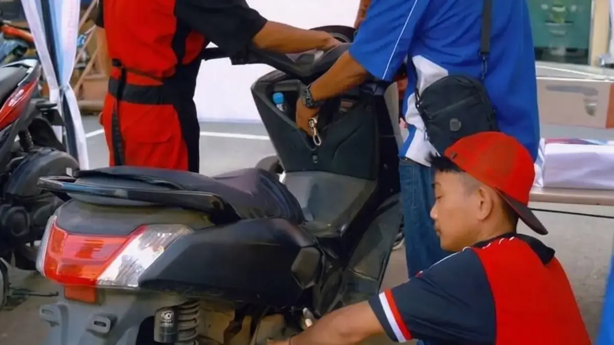 Servis dan Ganti Oli Gratis untuk Ojol.