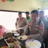 Makanan Gratis Tiap Rabu dan Jumat.