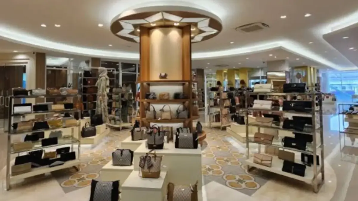 Favorit Fashion Wanita & Lokal Legendaris! Kepoin Gerai Elizabeth di Lippo Mall Cikarang
