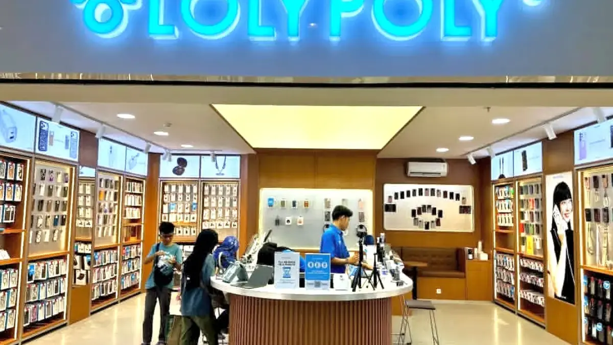 Pusat Aksesoris HP Trendi & Pelindung Gadget Terlengkap! Kepoin Loly Poly di Lippo Mall Cikarang Pusat Aksesoris HP Trendi & Pelindung Gadget Terlengkap! Kepoin Loly Poly di Lippo Mall Cikarang