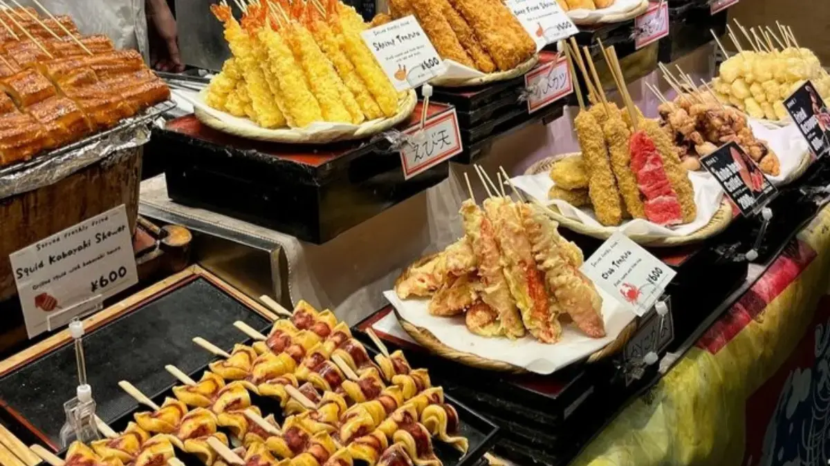 Krispi dengan Bumbu Melimpah & Sensasi Street Food Warm! Kepoin Surga Jajanan di Lippo Mall Cikarang