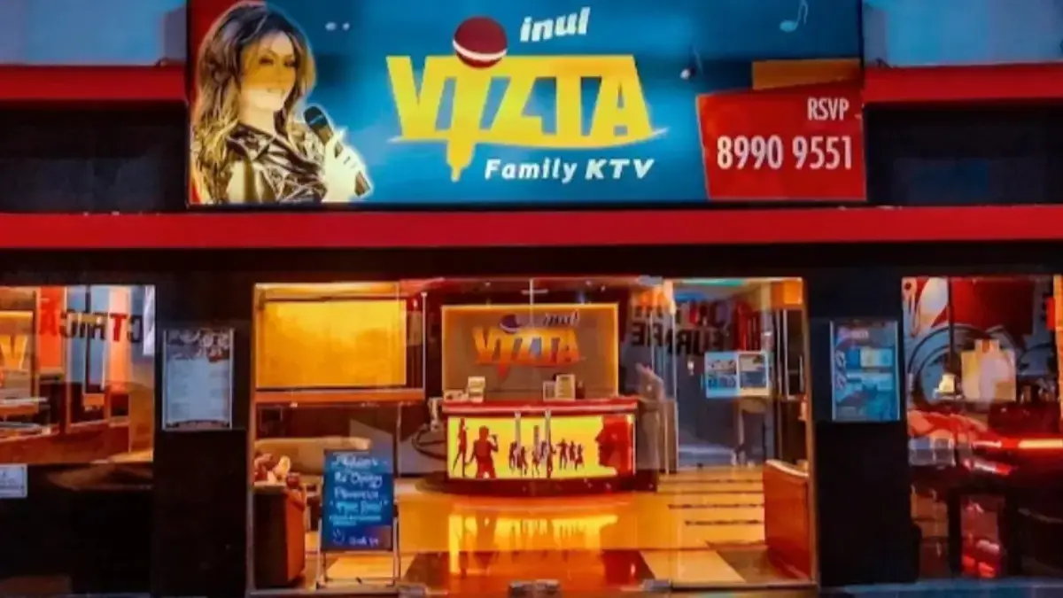 Spot Karaoke Keluarga Terfavorit & Seru! Kepoin Inul Vizta di Lippo Mall Cikarang