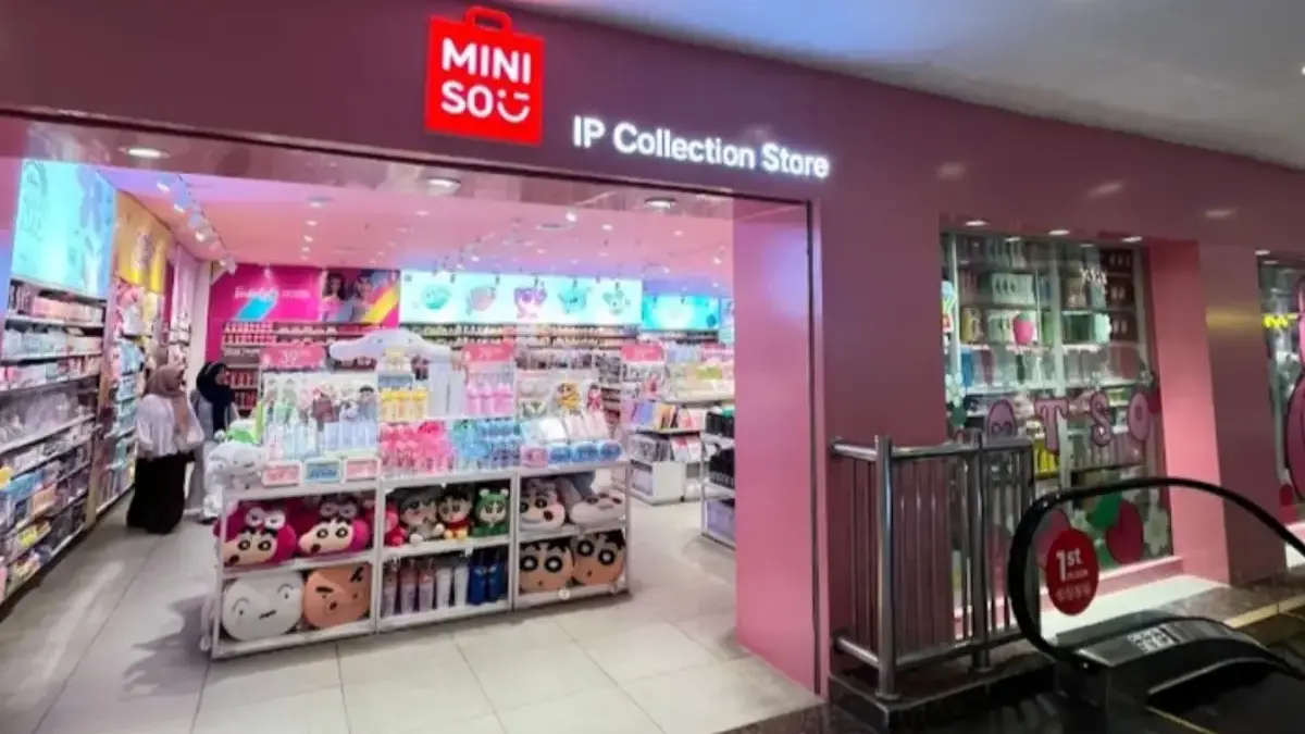 Surga Belanja Aksesori, Boneka & Lifestyle Unik! Kepoin Miniso di Lippo Mall Cikarang