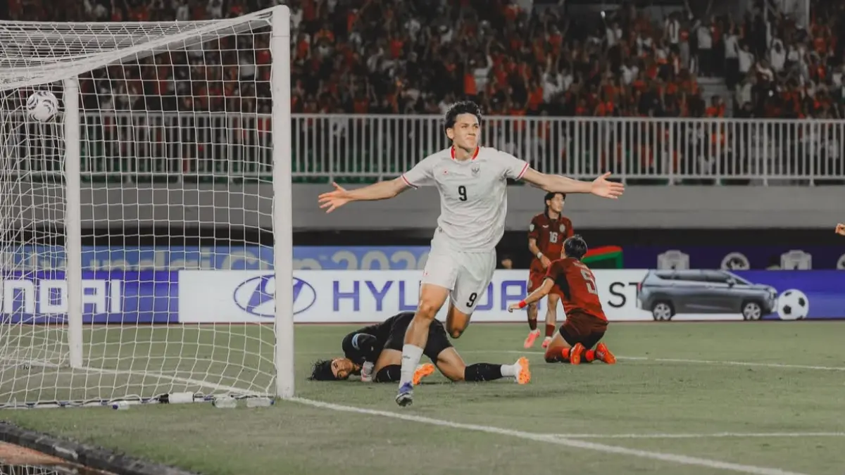 Fakta dan Data Haaland-nya Timnas Indonesia Mitchell Baker : Baru Dua Pertandingan Sudah Cetak 4 Gol Selebrasi Mitchell Baker saat mencetak gol ke gawang Timor Leste