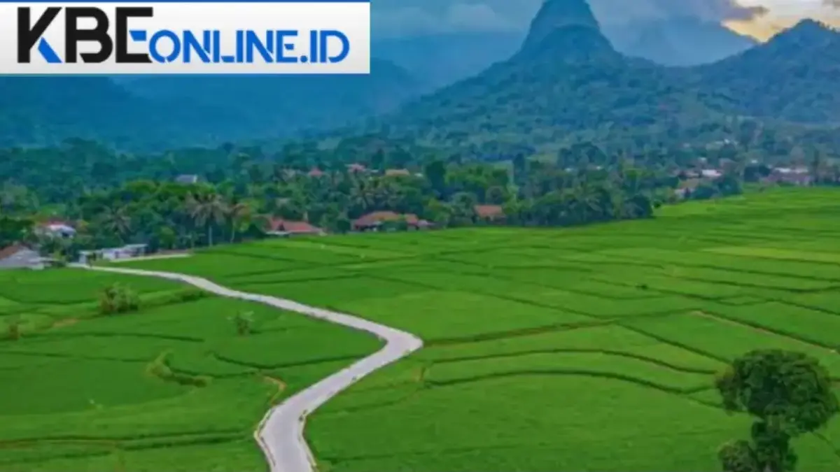 Rekomendasi Touring Bekasi–Karawang–Cariu : Jalur Alternatif dengan Pemandangan Alam dan Rumah Kuno Pemandangan Indah Sawah di Kecamatan Cariu, Kabupaten Bogor