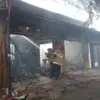 Toko helm di Jalan Pasundan kebakaran
