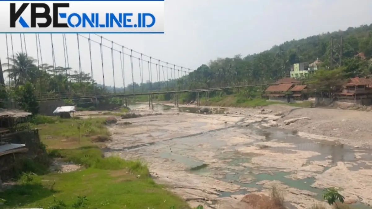 Gara-Gara Kemarau Panjang Sungai Cipamingkis Jonggol Malah Makin Indah Karena Bebatuan Sungai Bermunculan Sungai Cipamingkis Jonggol
