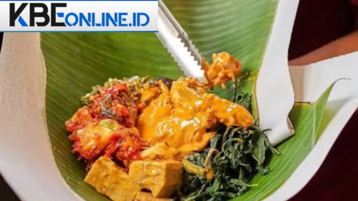 Kenapa Nasi Padang Dibungkus Lebih Banyak Porsinya daripada Makan di Tempat? Begini Penjelasannya