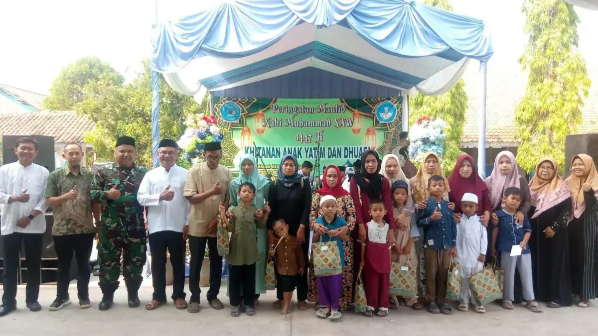 peringatan Maulid Nabi Muhammad SAW 1448 hijriah dan khitanan gratis