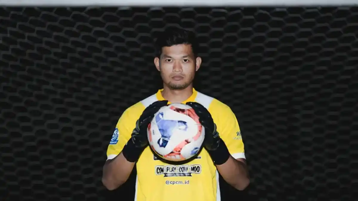 Riyandi Jadikan Persaingan Kiper Dewa United sebagai Motivasi Muhammad Riyandi