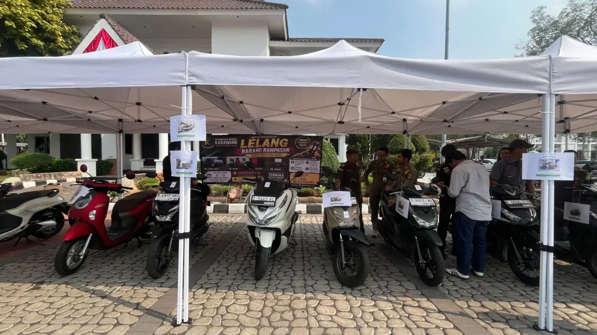Kejari Karawang Lelang 25 Motor dan 5 Mobil, Harganya Mulai dari Rp9 Ribuan! Lelang Motor dan Mobil Kejaksaan Karawang