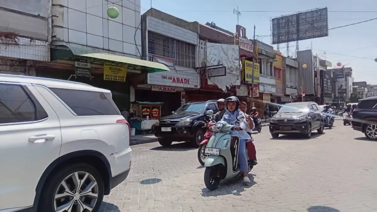 Jalan Tuparev diharapkan dapat menjadi salah satu ikon kota yang mencerminkan nilai sejarah dan heritage Karaw