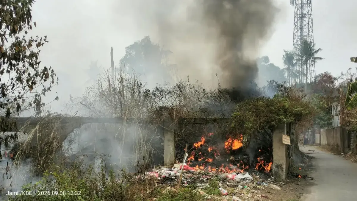 Si Jago Merah Lahap TPS Ilegal di Sukadami