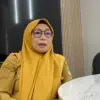 Kepala Disnakertrans Kabupaten Karawang, Rosmalia