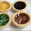 Pie susu dengan kulit pastry renyah dan isian custard lembut.