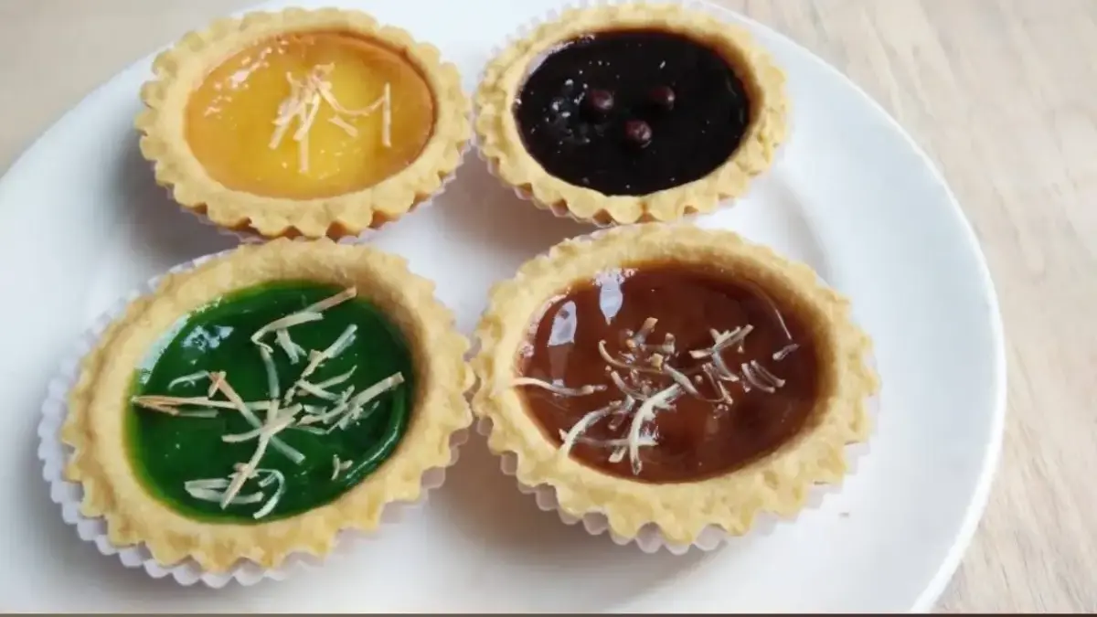 15 Tempat Beli Pie Susu di Jatimulya, Tambun Selatan dan Bekasi Timur, Nomor 14 Bikin Susah Berhenti! Pie susu dengan kulit pastry renyah dan isian custard lembut.
