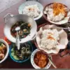 Sejumlah tempat makan di kawasan Setu Kabupaten Bekasi.