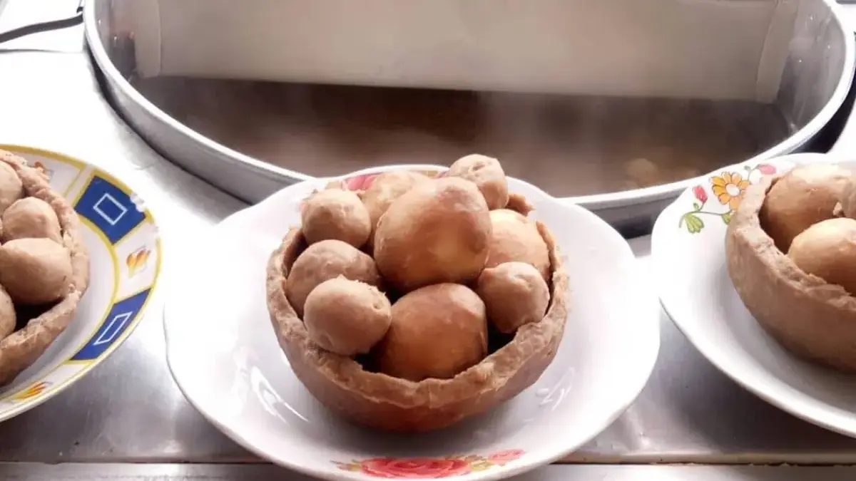 13 Rekomendasi Kuliner Kaki Lima Favorit di Tambun Selatan, Ada Bakso, Sate, hingga Nasi Goreng Malam Beragam kuliner kaki lima di Tambun Selatan menawarkan pilihan makanan.