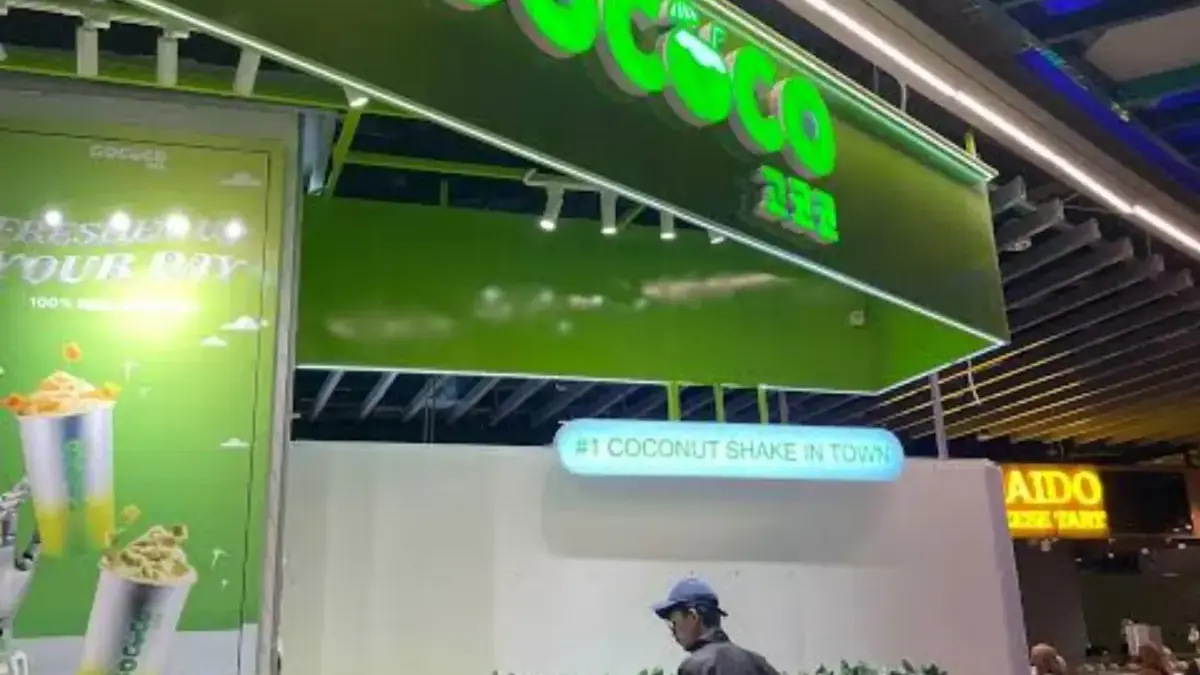 Es Kelapa Muda & Minuman Tropis Kekinian! Melepas Dahaga di Gococo Living World Grand Wisata Es Kelapa Muda & Minuman Tropis Kekinian! Melepas Dahaga di Gococo Living World Grand Wisata