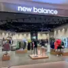 Langkah Gaya, Performa & Kenyamanan Maksimal! Jelajahi New Balance di Living World Grand Wisata