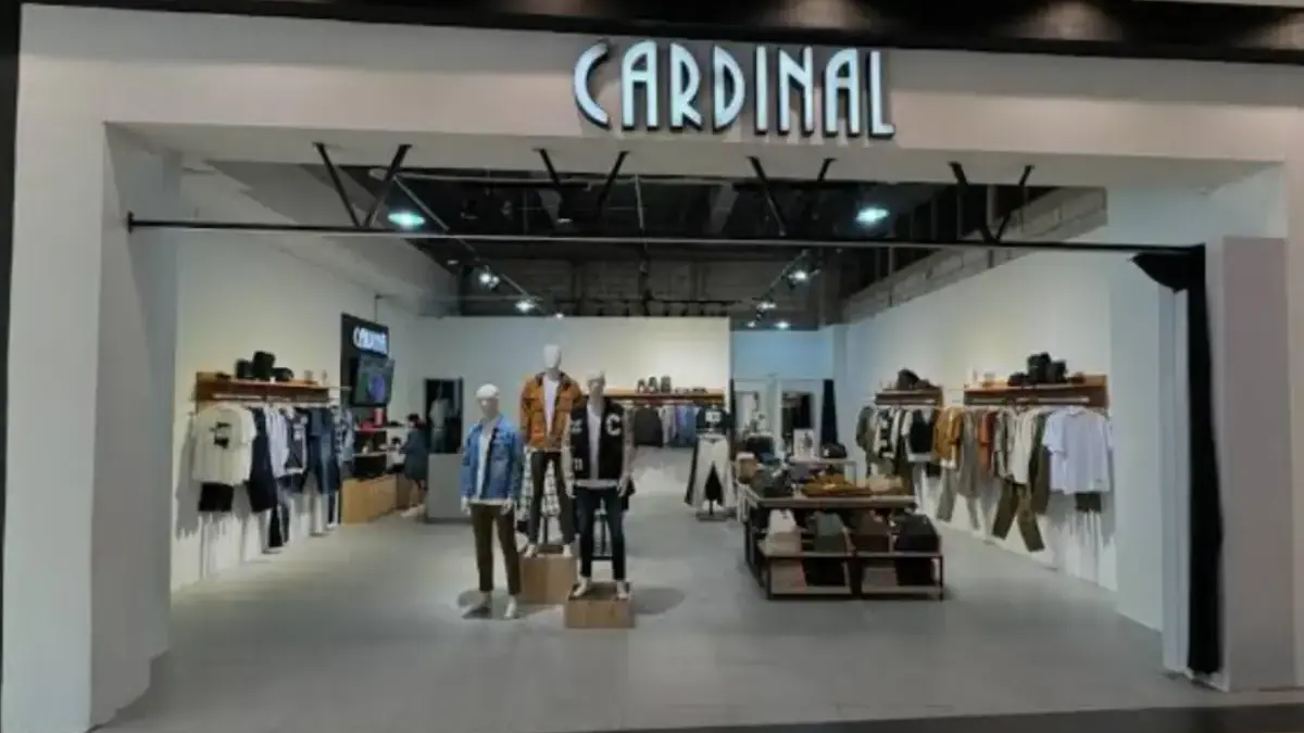 Busana Kasual & Formal Legendaris Indonesia! Jelajahi Cardinal di Living World Grand Wisata Busana Kasual & Formal Legendaris Indonesia! Jelajahi Cardinal di Living World Grand Wisata