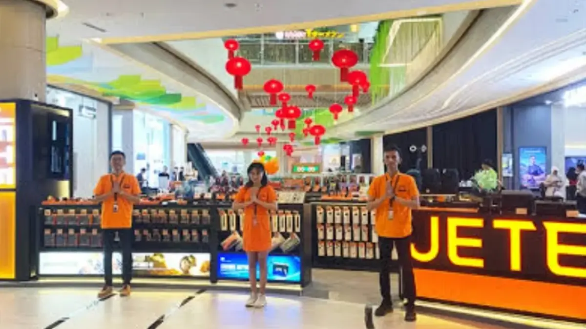 Aksesori Gadget, Perangkat Audio & Perlengkapan Digital! Jelajahi Gerai JETE di Living World Grand Wisata Aksesori Gadget, Perangkat Audio & Perlengkapan Digital! Jelajahi Gerai JETE di Living World Grand Wisata