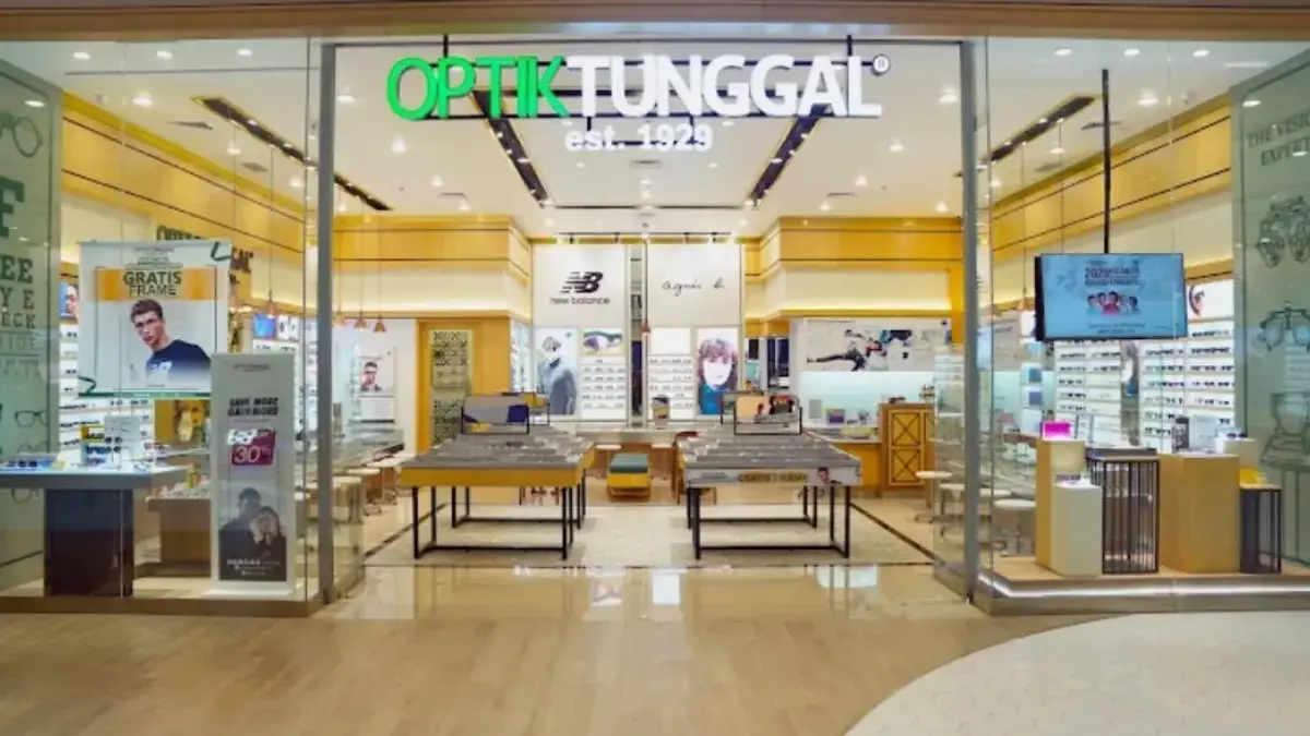 Kacamata, Lensa Presisi & Pelayanan Kesehatan Mata! Coba ke Optik Tunggal di Living World Grand Wisata Kacamata, Lensa Presisi & Pelayanan Kesehatan Mata! Coba ke Optik Tunggal di Living World Grand Wisata