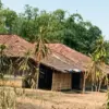 Dibalik Megahnya Kota Industri Cikarang : Ternyata Masih Ada Kampung Sunda yang Bertahan